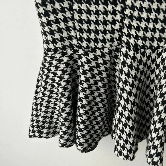 Houndstooth tweed peplum faux fur collard top - Picture 10 of 12